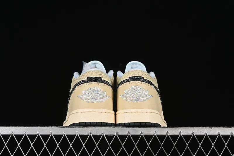 All categories Air Jordan Jordan series basketball shoes Air Jordan 1 Low Air Jordan 1 Low "Coconut Milk Black" AJ1 Joe 1 island style low-top cultural basketball shoes HQ3437-101